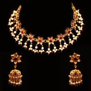 Light Traditional Necklace Set